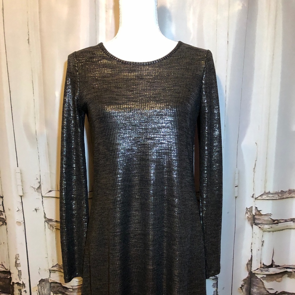 Bar III Womens Silver Metallic Shift Dress with Cut-out Back - Size S